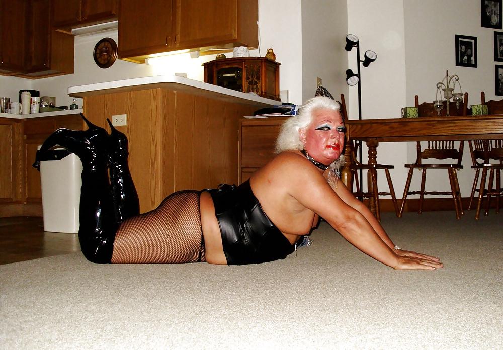 25P Queen of Spades PAWG slut