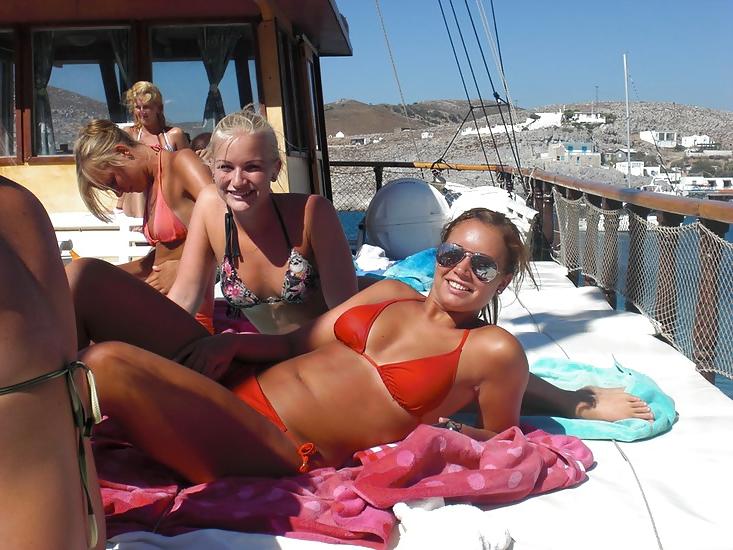 13P Bikini dutch