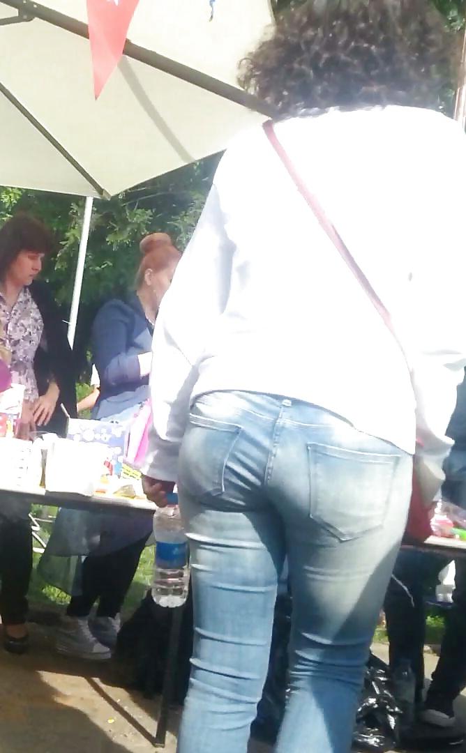 25P Sexy ass mature romanian