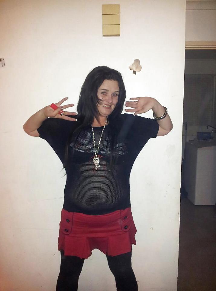 25P Sexy Blonde Friend - MILF.