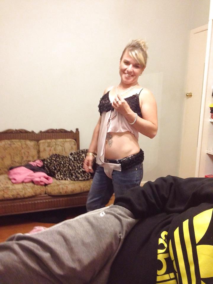 25P Sexy Blonde Friend - MILF.