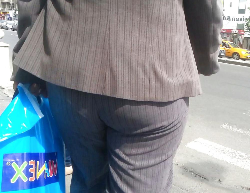 20P Spy ass mature romanian