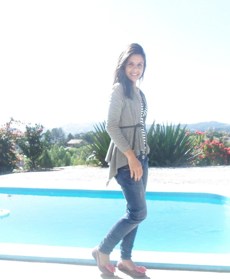 15P Facebook Friend - Renata