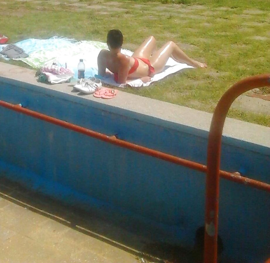 25P Sexy teens summer beach romanian