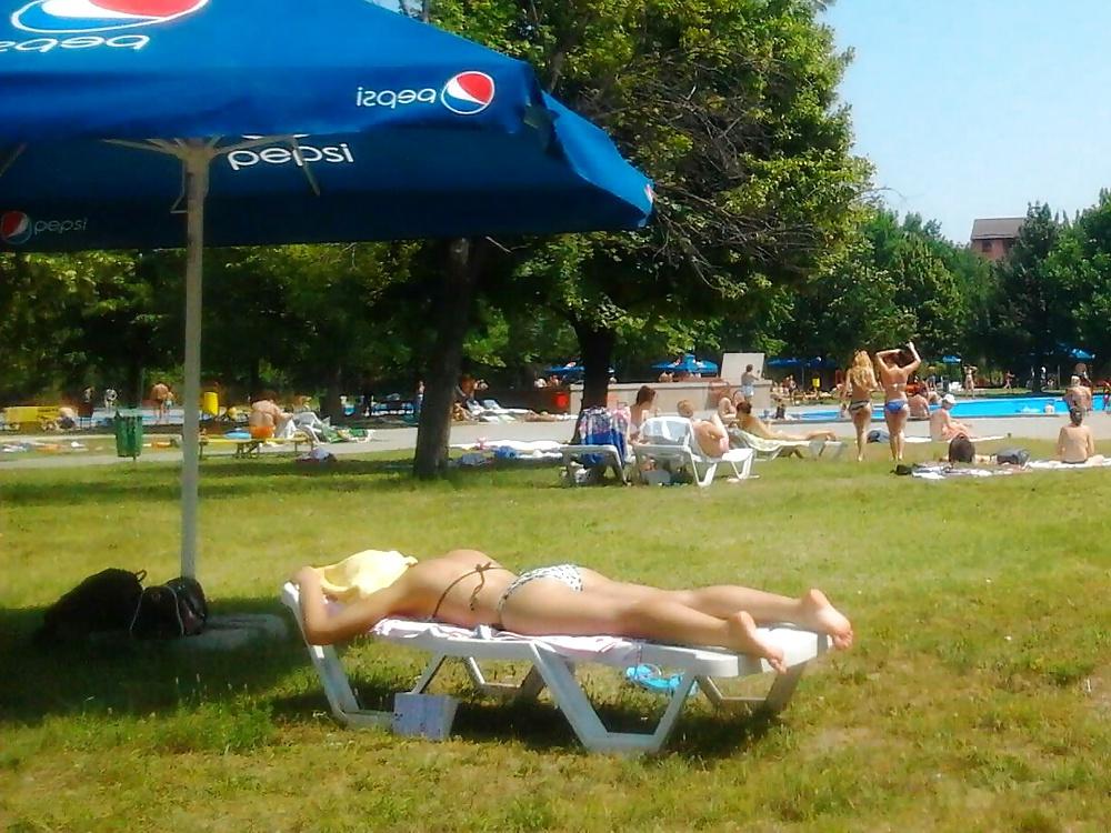 25P Sexy teens summer beach romanian