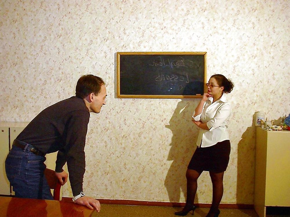 25P Pantyhose babe in trouble-the teacher.