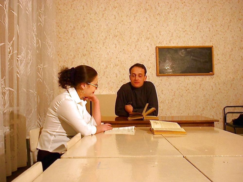 25P Pantyhose babe in trouble-the teacher.