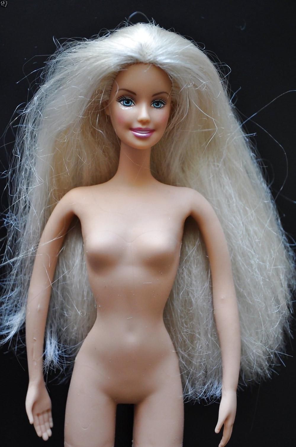 6P Everflex Barbie Doll