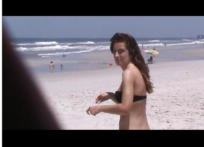 14P Hot beach teen milf voyeur 5