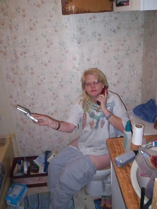 14P Old Trailer Park Slut Maggy