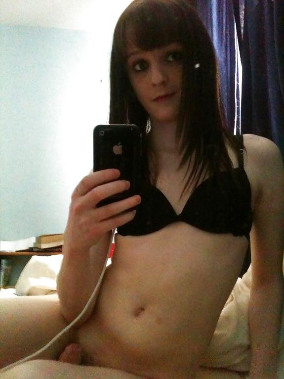 25P Sissy Captions & Crossdressers