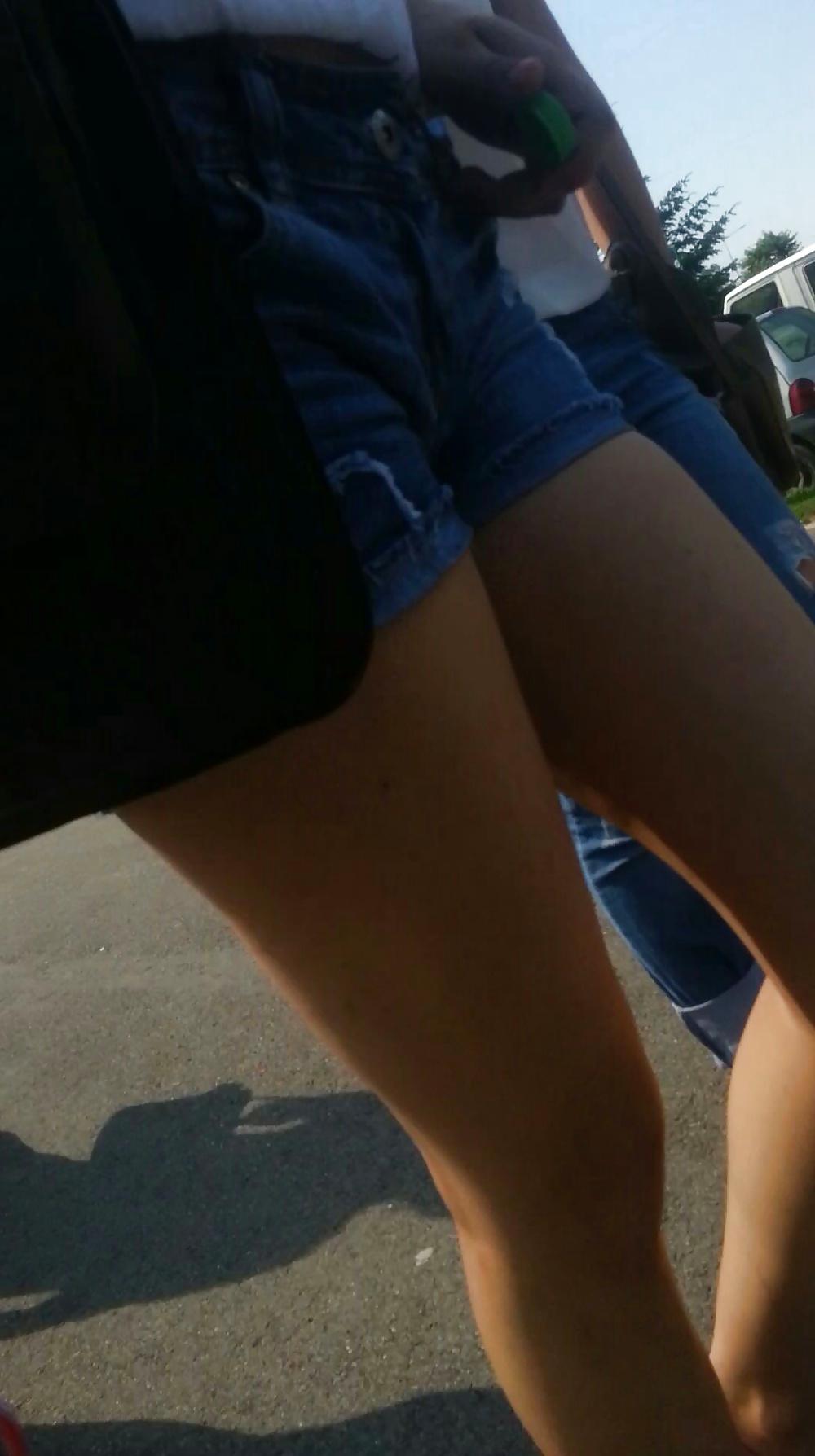21P Spy feet, legs romanian