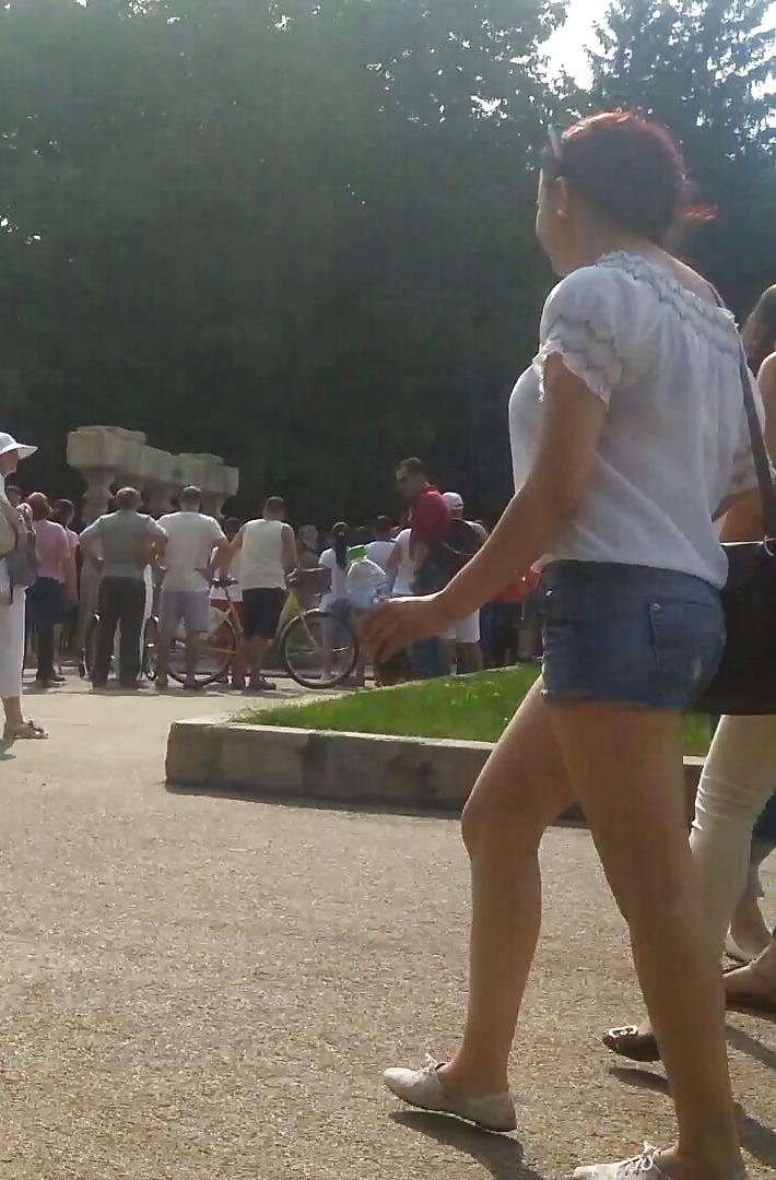 21P Spy feet, legs romanian