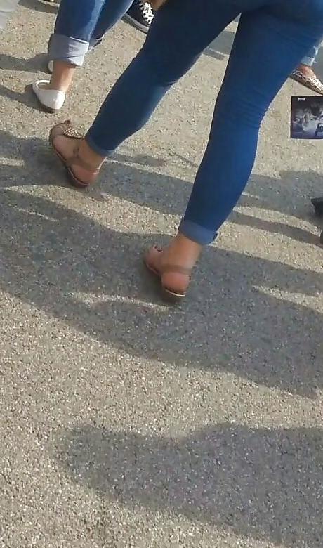 21P Spy feet, legs romanian