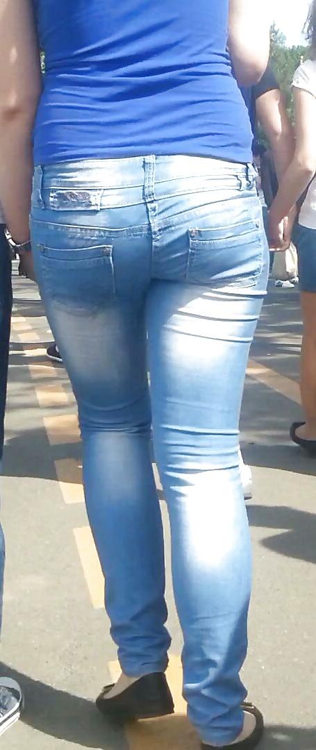 22P Spy sexy teens ass romanian