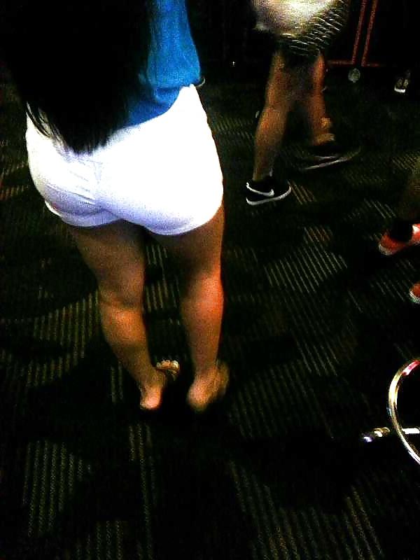 12P Hawaii street candids 2