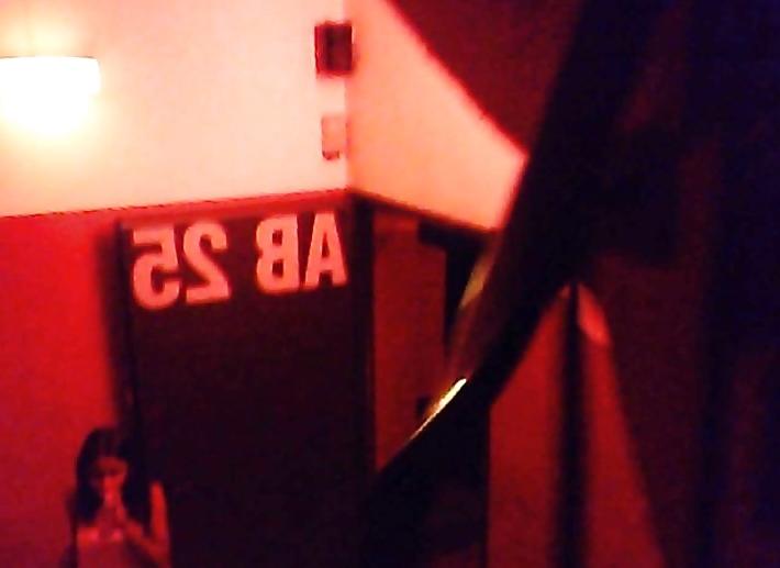 25P 02.08.2011 frankfurt moselstrasse 42 Whorehouse