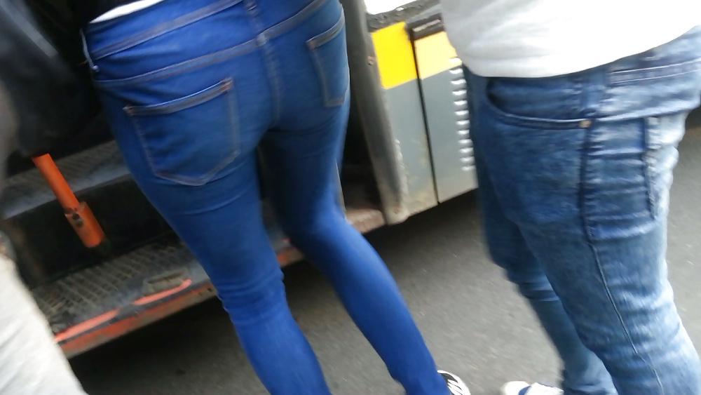 21P Sexy ass teens romanian