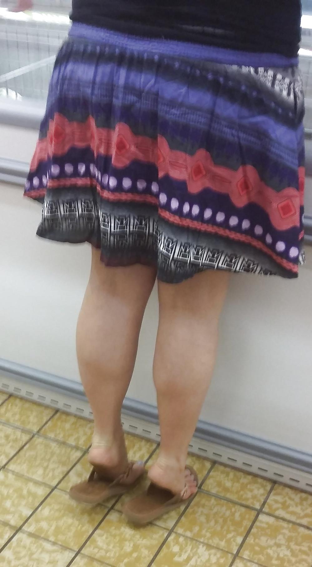 25P Hot Legs on the street -  geile beine auf der strasse