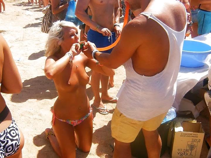 25P Sluts on Holiday 2