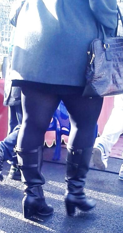 10P legs, secretly photographed