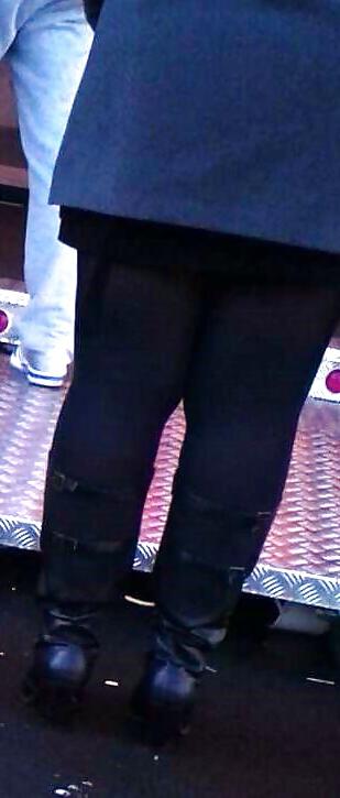10P legs, secretly photographed