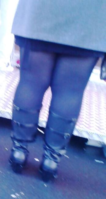 10P legs, secretly photographed