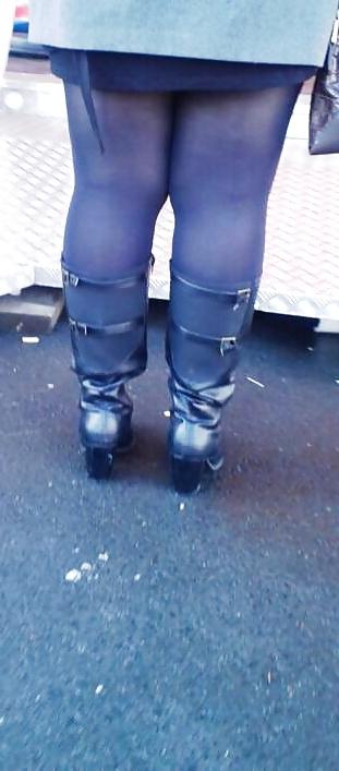 10P legs, secretly photographed