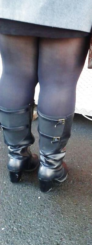 10P legs, secretly photographed
