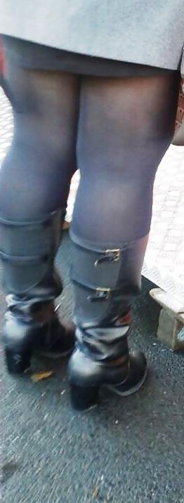 10P legs, secretly photographed