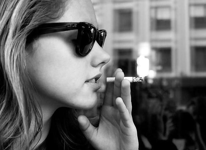 25P Smoking Fetish 4