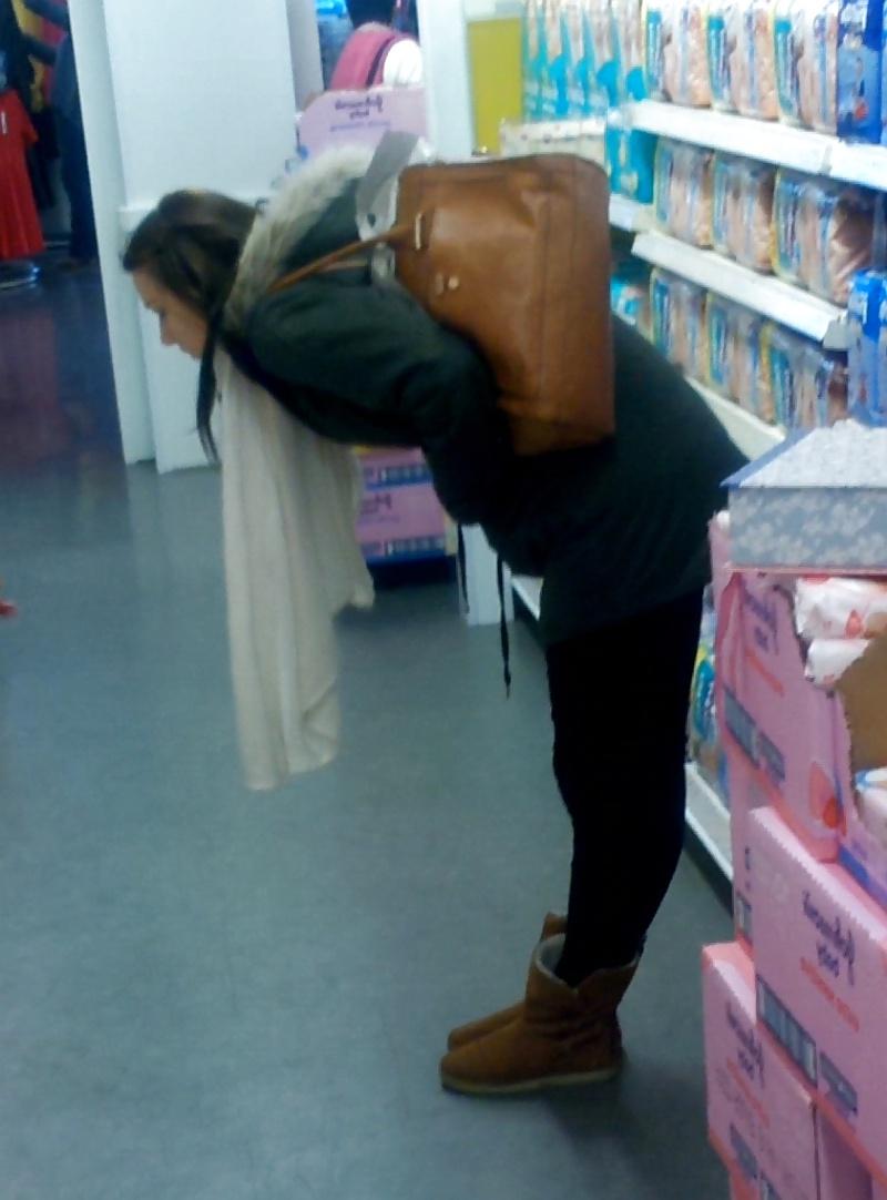 8P Long legs girl- shopping UK