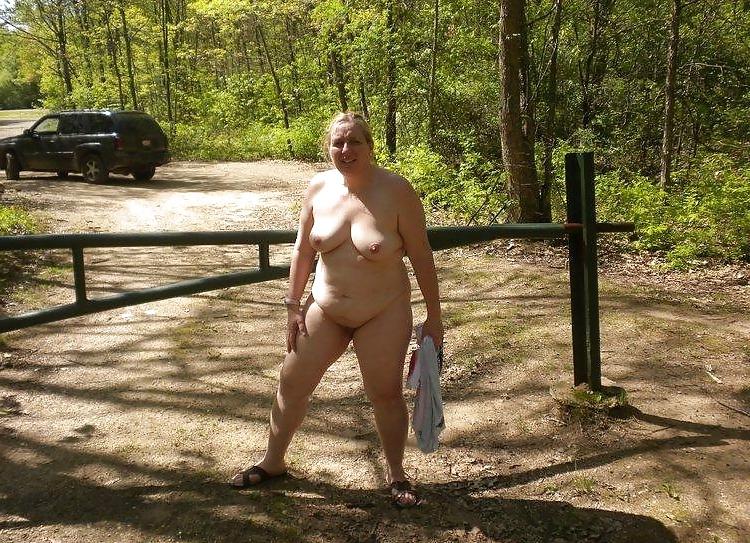 13P Nude in a natural park