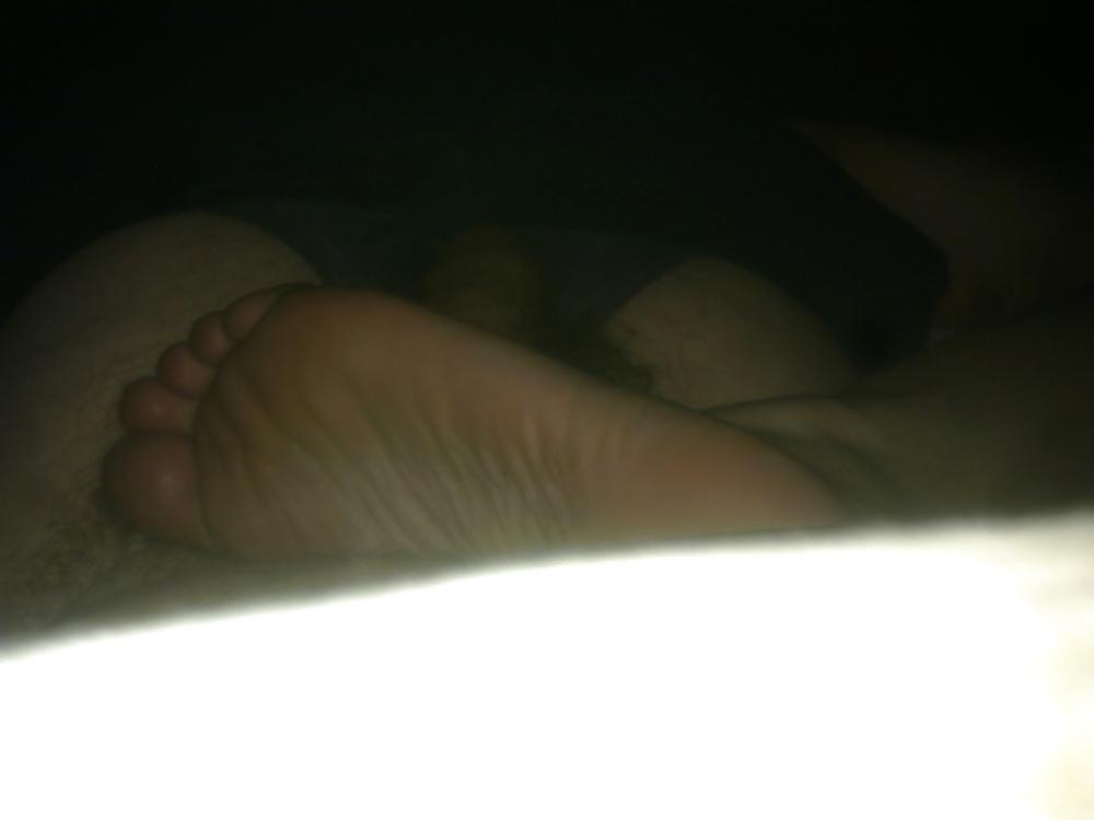 25P Two russian whores feet