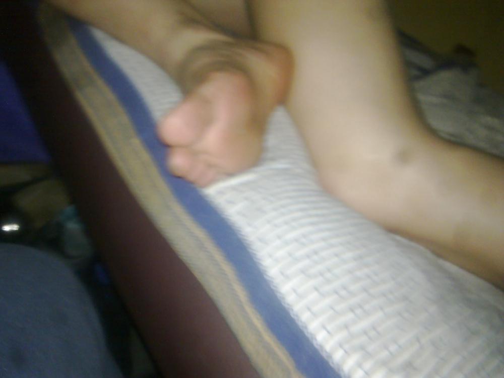 25P Two russian whores feet