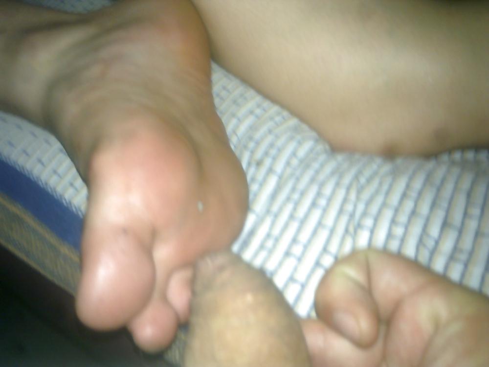 25P Two russian whores feet