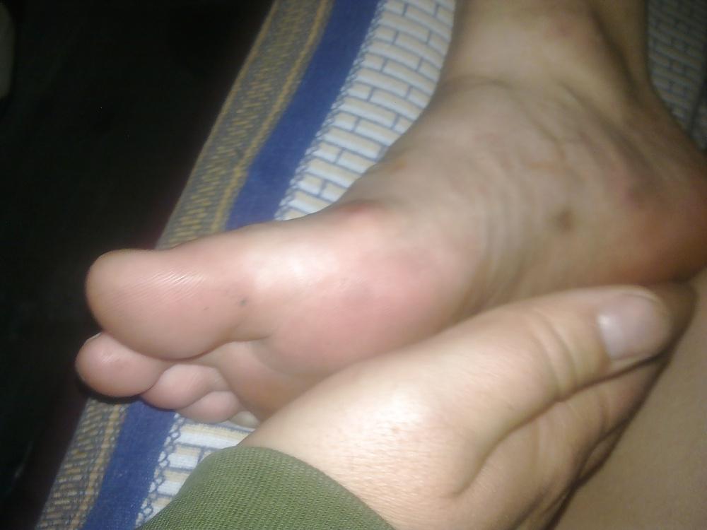 25P Two russian whores feet