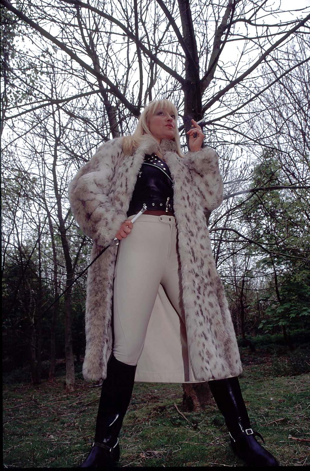 25P Cruella Mistress