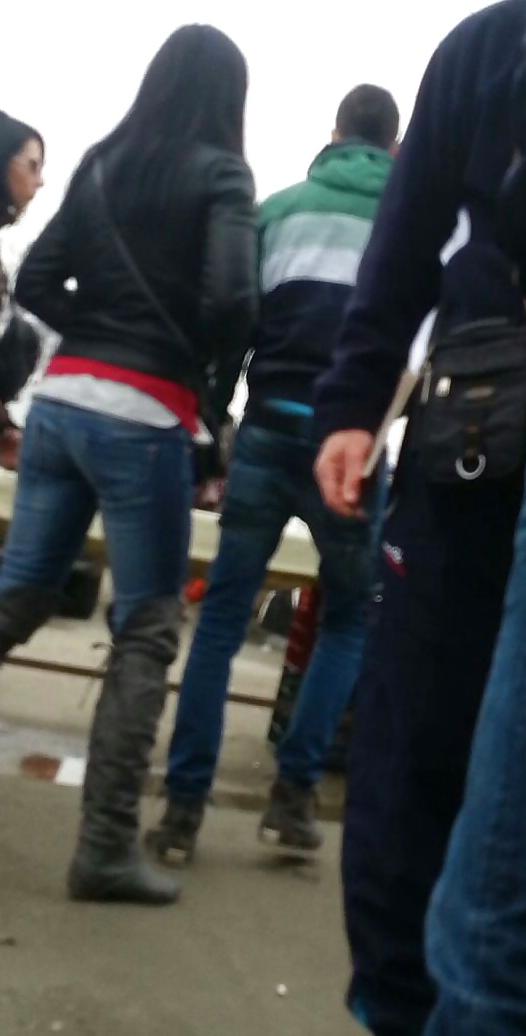 25P Sexy ass old + young romanian