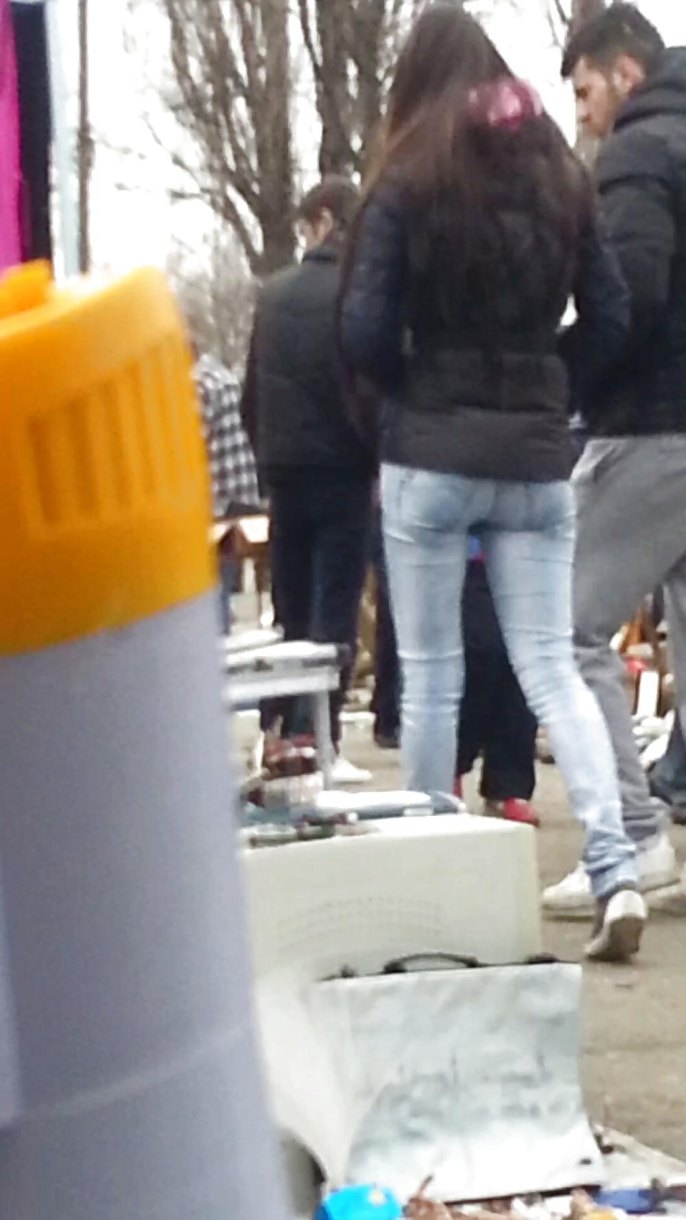 25P Sexy ass old + young romanian