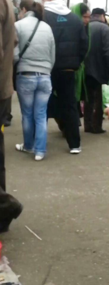 25P Sexy ass old + young romanian