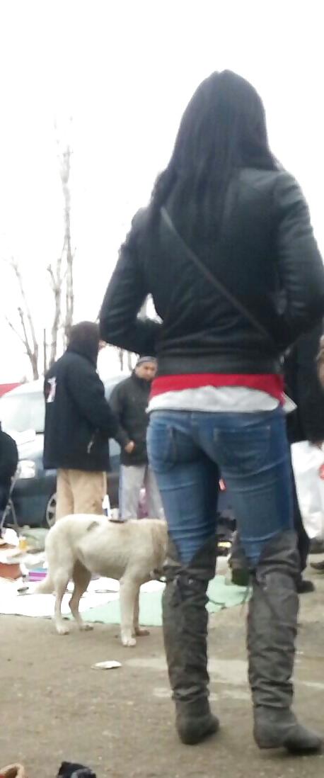 25P Sexy ass old + young romanian