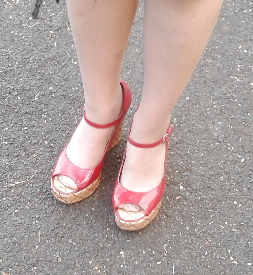 25P Flashing in the Fens in girdle and stockings