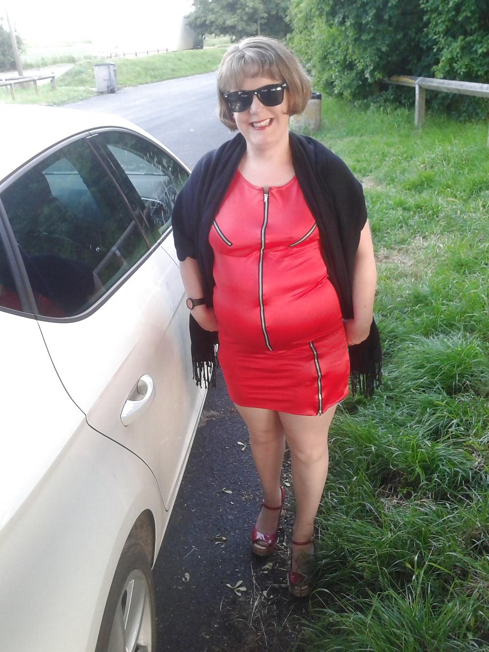 25P Flashing in the Fens in girdle and stockings