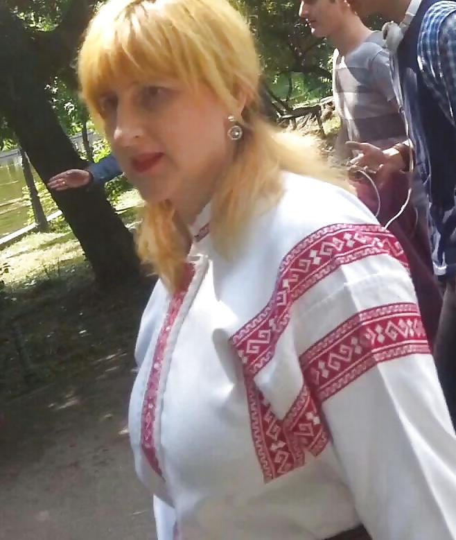 25P Spy old + young spectacol romanian