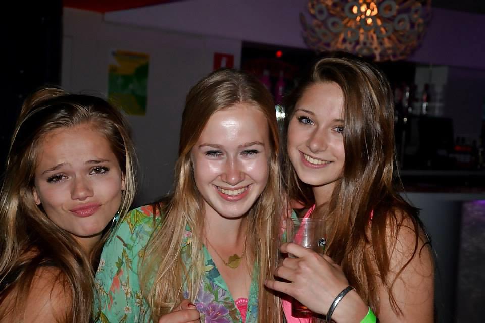 11P dutch bitches