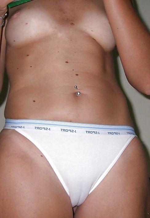 6P Cameltoe