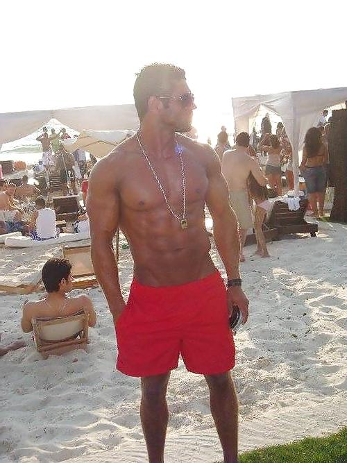 23P Moroccan Men Have The Largest Penis!!!