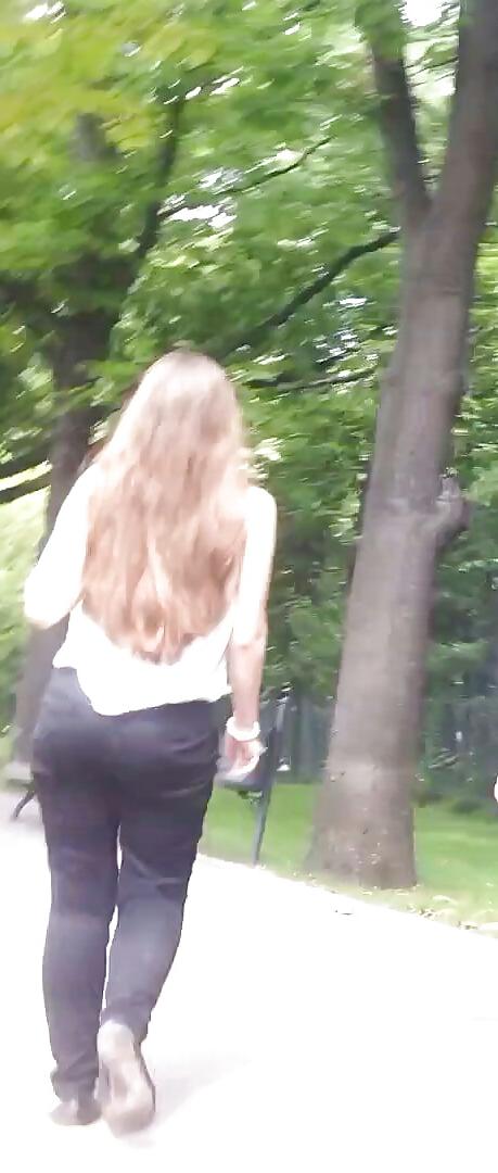 12P Spy sexy ass teens romanian