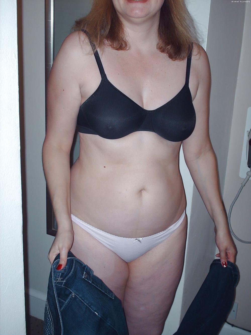 12P WIVES VOYEUR housewife - mature in panties home